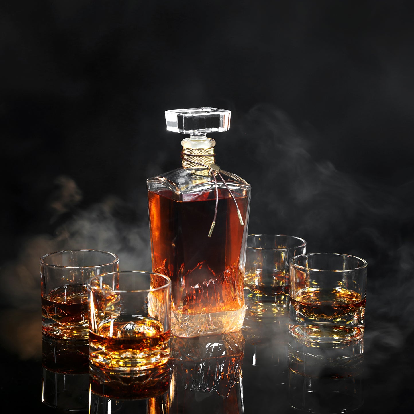 The American Peaks Whiskey Set